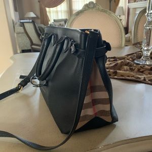 Burberry Purse authentic